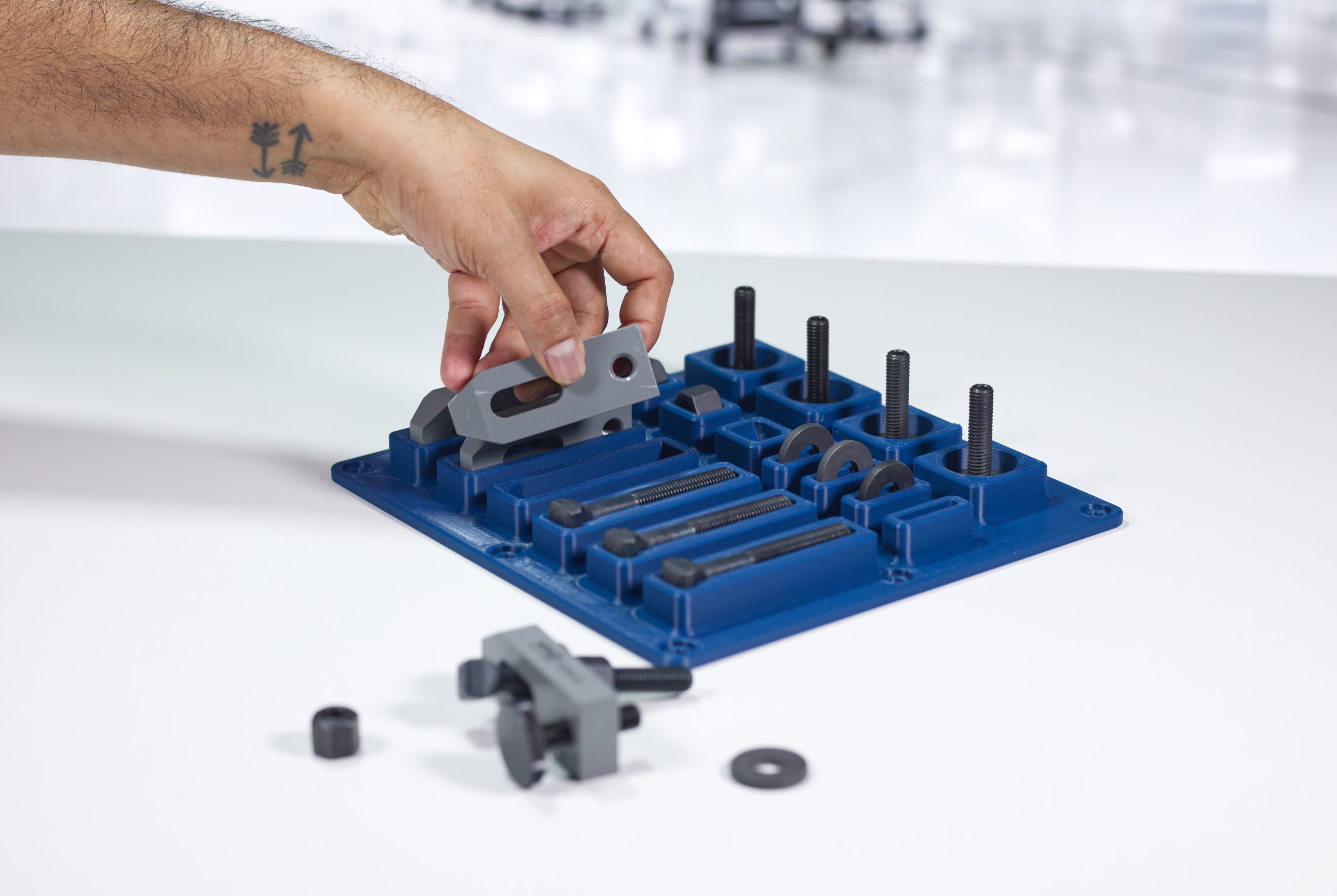 Machine Learning Trays Design automation in use: Logistics Trays