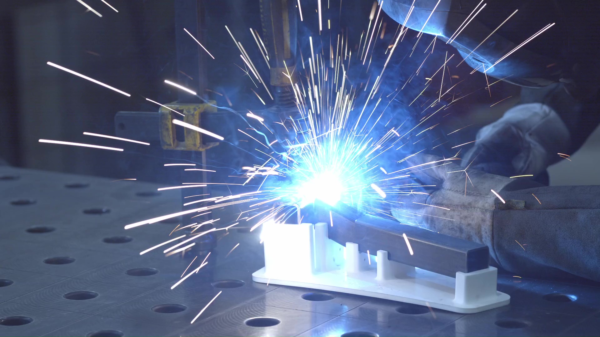 vlcsnap Trinckle-Formnext-video_HD-MQ_New_Captions.mp400_04_522023-11-10-13h22m37s666
